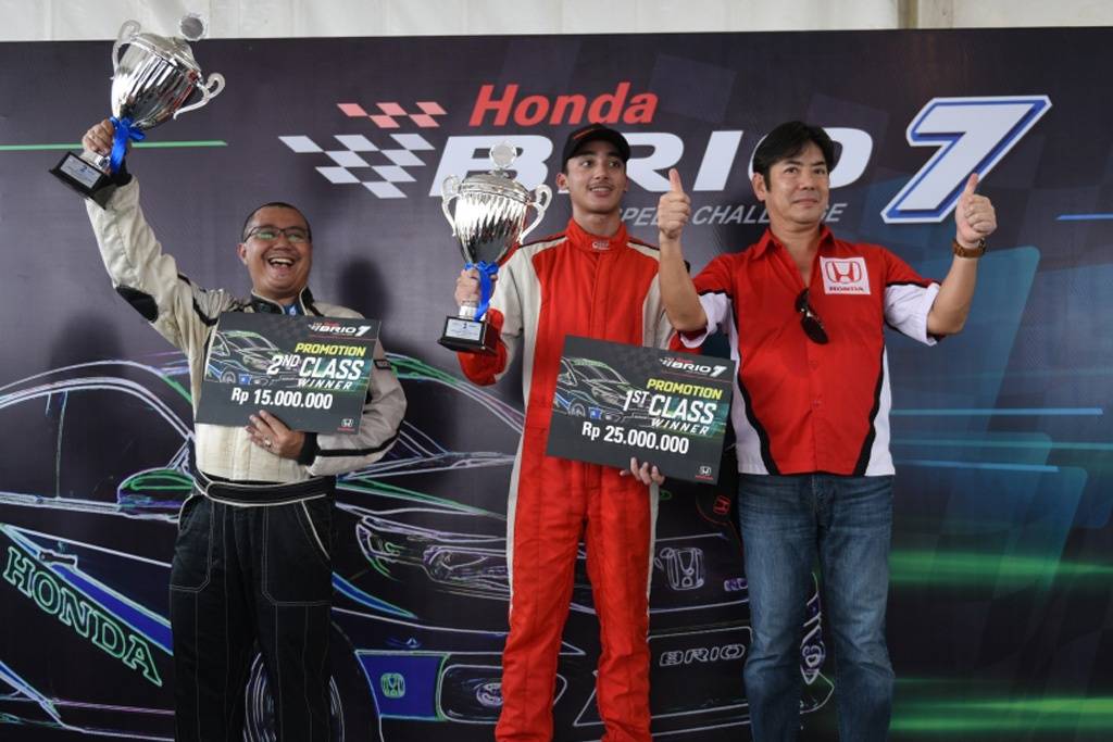 Pembalap Muda Amato Rudolph Jawara Honda Brio Speed Challenge 2019