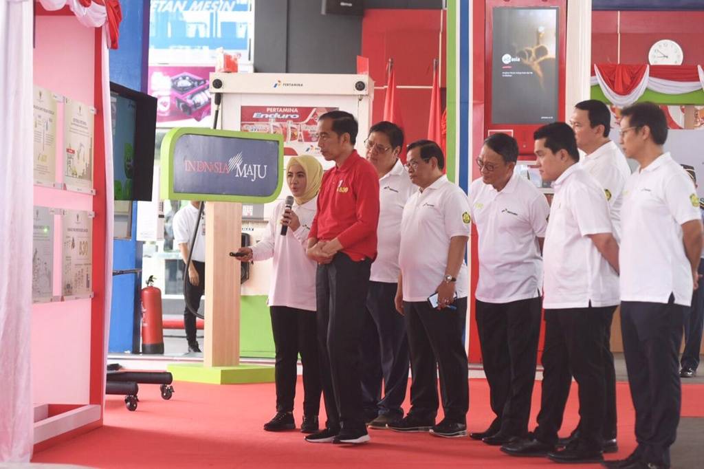 Resmi Diterapkan, Presiden Jokowi Sebut B30 Bisa Menghemat Rp 63 Triliun Resmi Diterapkan, Presiden Jokowi Sebut B30 Bisa Menghemat Rp 63 Triliun