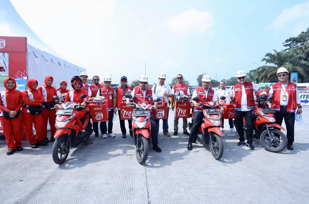 Pertamina: Layanan BBM di Jalur Tol Trans Jawa Selama Libur Aman Pertamina: Layanan BBM di Jalur Tol Trans Jawa Selama Libur Aman