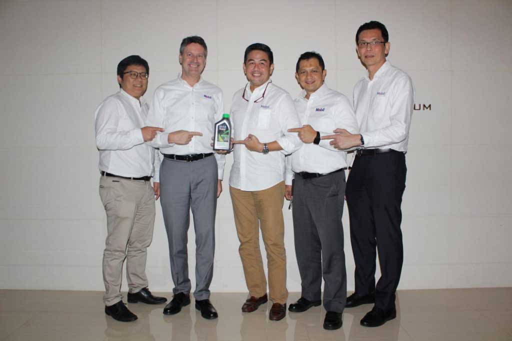 ExxonMobil Lubricants Jadi Pelumas untuk Kendaraan GrabCar ExxonMobil Lubricants Jadi Pelumas untuk Kendaraan GrabCar