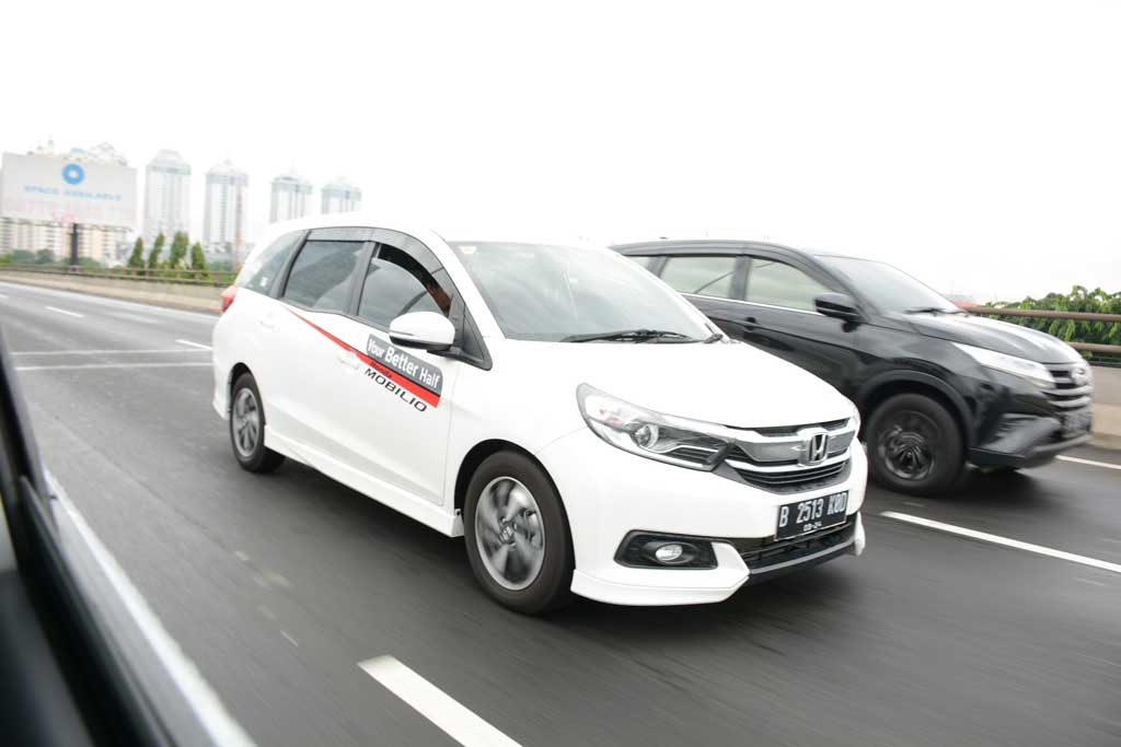 Honda Mobilio Tembus 31 Km/Liter, Sah Tanpa Hidupkan AC! Honda Mobilio Tembus 31 Km/Liter, Sah Tanpa Hidupkan AC!