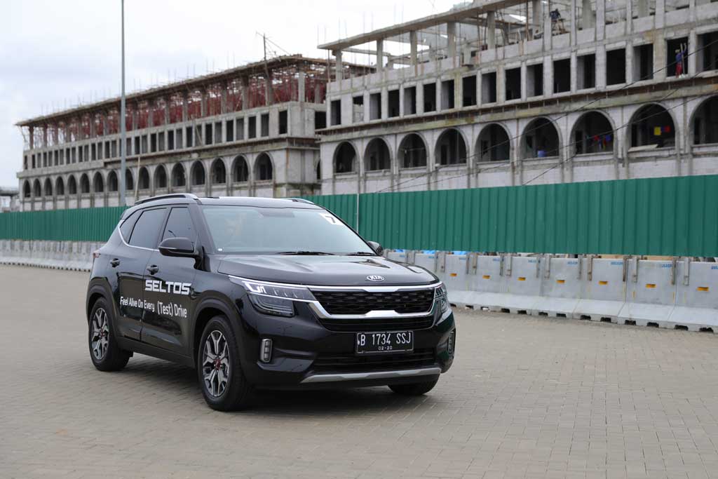 First Drive Kia Seltos, Kualitas Sebanding Penampilan? First Drive Kia Seltos, Kualitas Sebanding Penampilan?