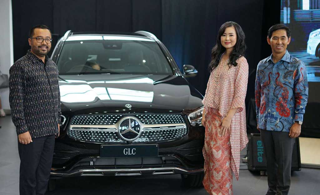 Mercedes-Benz A-Class dan GLC Diperkenalan di Sumatra Selatan Mercedes-Benz A-Class dan GLC Diperkenalan di Sumatra Selatan