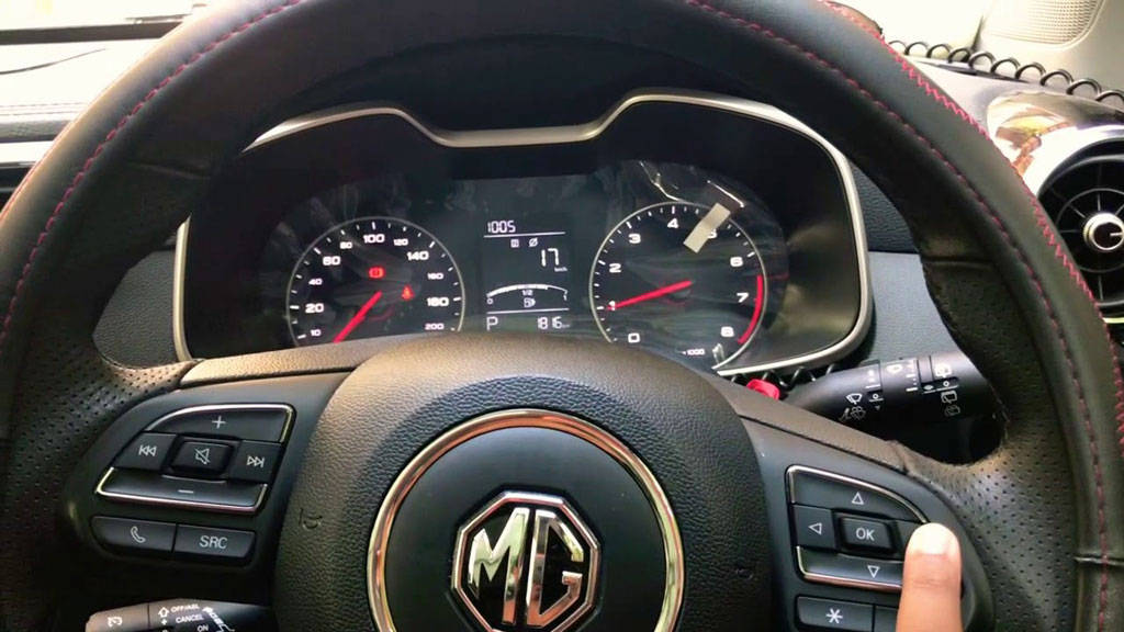 Ini Fitur Penting di MG ZS, Wuling Confero dan DFSK Glory 560 Ini Fitur Penting di MG ZS, Wuling Confero dan DFSK Glory 560