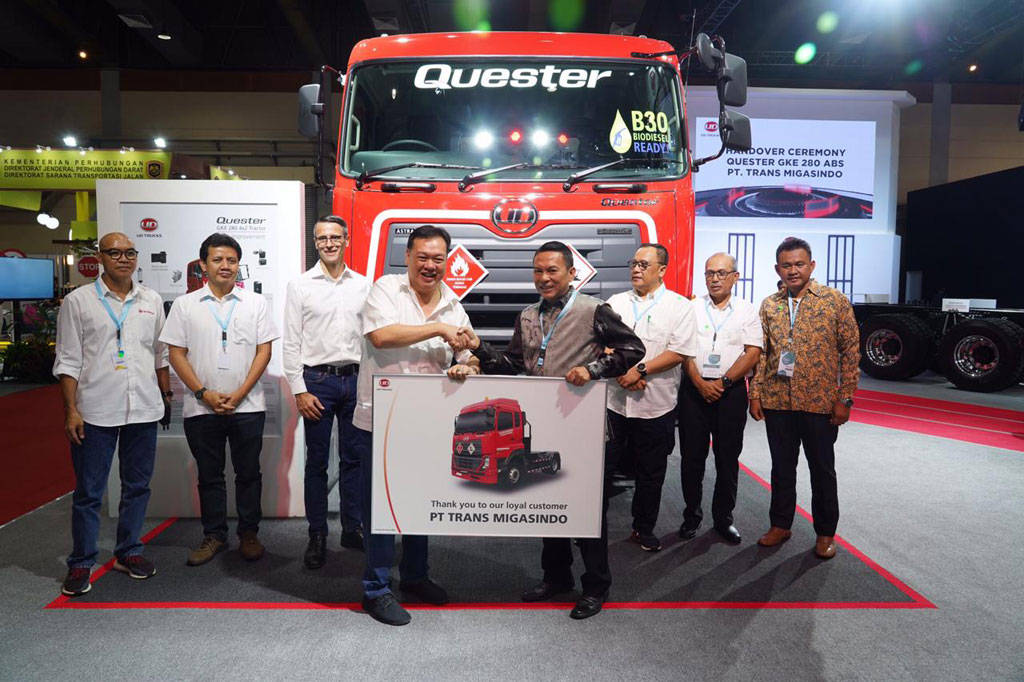 UD Trucks Quester 280 Diborong Perusahaan Transportir Pertamina UD Trucks Quester 280 Diborong Perusahaan Transportir Pertamina
