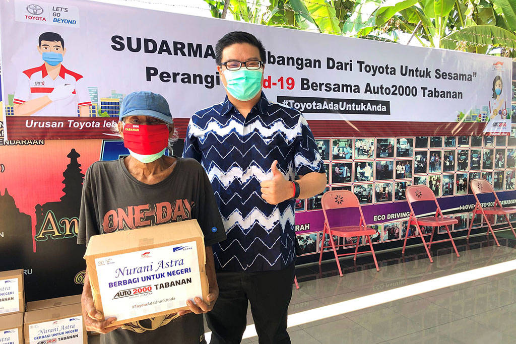 Auto2000 Bagikan 29.000 Sembako untuk Warga Terdampak COVID-19 Auto2000 Bagikan 29.000 Sembako untuk Warga Terdampak COVID-19