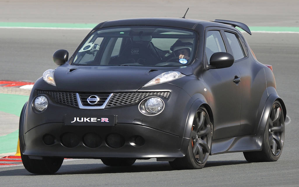 Dijual Nissan Juke-R Pakai Mesin GT-R, Hanya Rp 11,2 Miliar Dijual Nissan Juke-R Pakai Mesin GT-R, Hanya Rp 11,2 Miliar