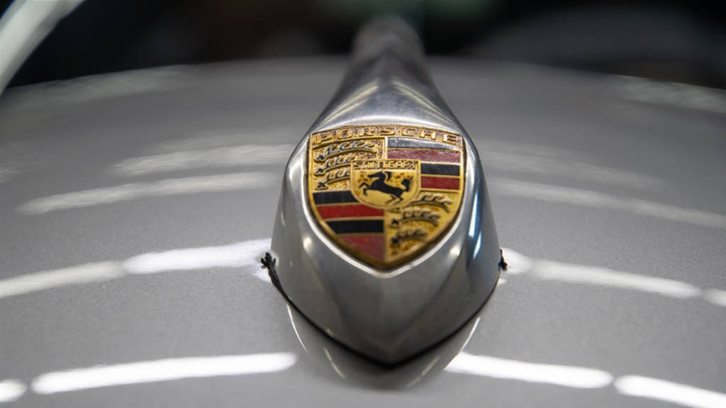 Porsche Bagi Bonus, Minta Karyawan Sumbang Lawan COVID-19 Porsche Bagi Bonus, Minta Karyawan Sumbang Lawan COVID-19