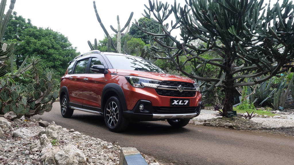 Suzuki XL7 Dinobatkan Sebagai Car of the Year Indonesia 2020 Suzuki XL7 Dinobatkan Sebagai Car of the Year Indonesia 2020