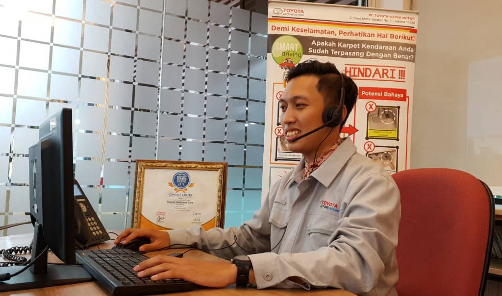 Layani Konsumen, Toyota Hadirkan Saluran Layanan Komunikasi Terlengkap Layani Konsumen, Toyota Hadirkan Saluran Layanan Komunikasi Terlengkap