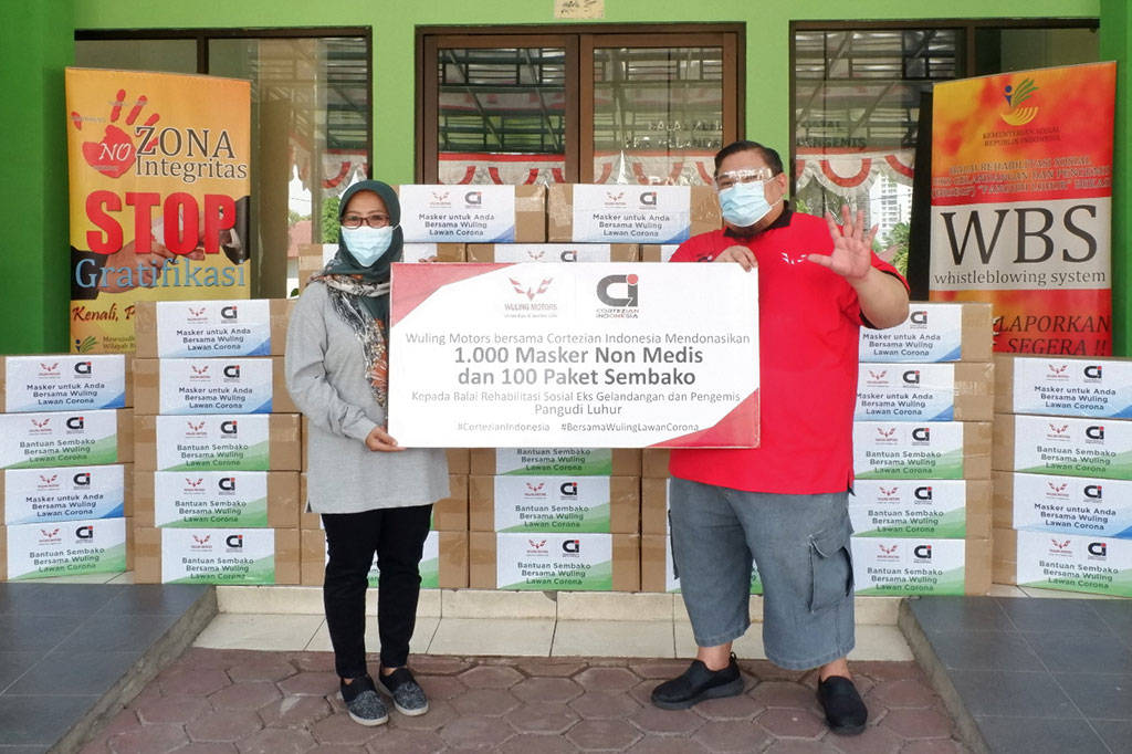 Komunitas Cortezian Indonesia Donasikan Masker Non-Medis dan Sembako Komunitas Cortezian Indonesia Donasikan Masker Non-Medis dan Sembako