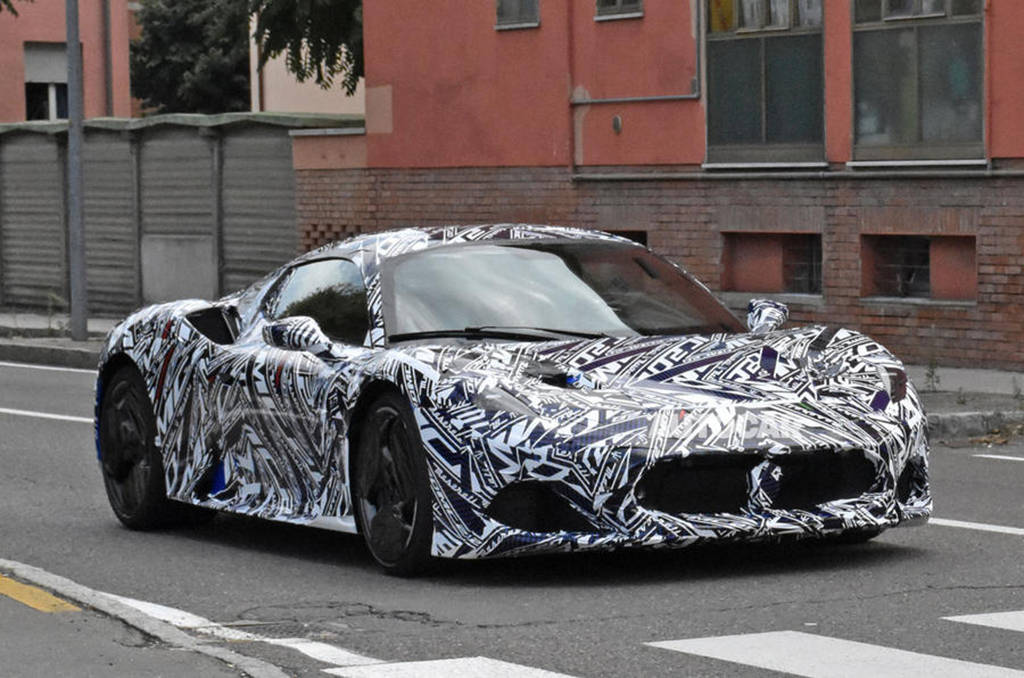 Sosok Maserati MC20 Semakin Jelas, Lebih Ganas dari MC12 Sosok Maserati MC20 Semakin Jelas, Lebih Ganas dari MC12