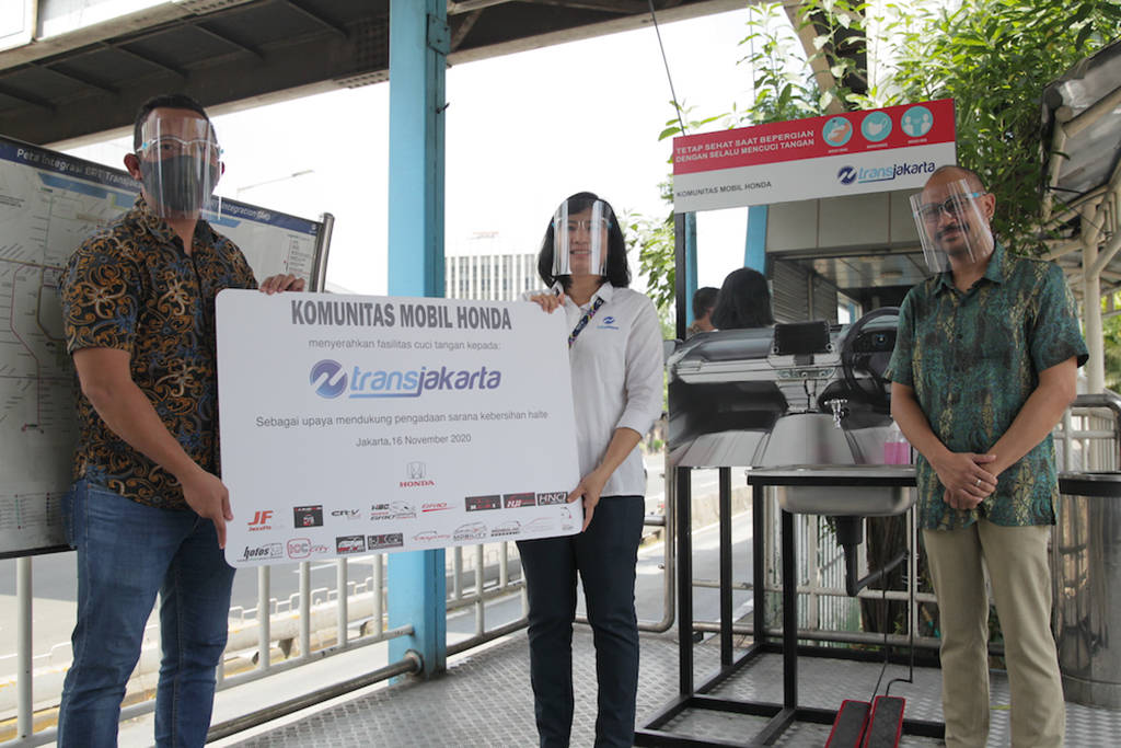 Peduli Kesehatan, Komunitas Honda Sumbang Fasilitas Cuci Tangan di Halte TransJakarta Peduli Kesehatan, Komunitas Honda Sumbang Fasilitas Cuci Tangan di Halte TransJakarta