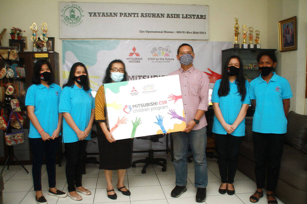 Mitsubishi Donasikan Fasilitas Belajar Jarak Jauh Bagi Panti Asuhan Mitsubishi Donasikan Fasilitas Belajar Jarak Jauh Bagi Panti Asuhan