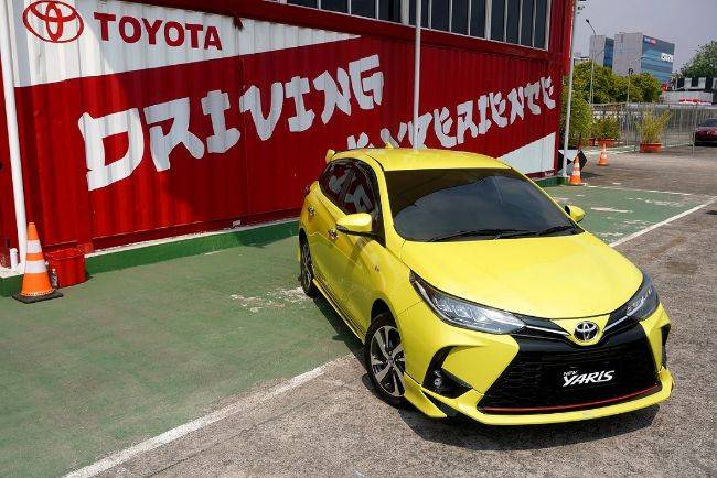 Jual Lebih Dari 182 Ribu Unit Mobil Selama Pandemi, Toyota Masih Yang Terlaris Di Indonesia Toyota Yaris