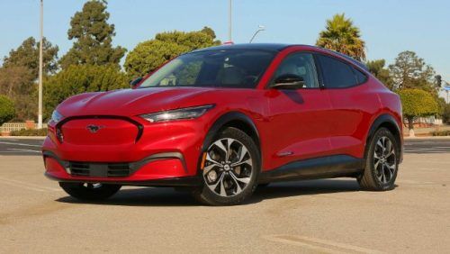 Ford Mustang Mach-E 2021, Pengembangannya “nyontek” Porsche Macan