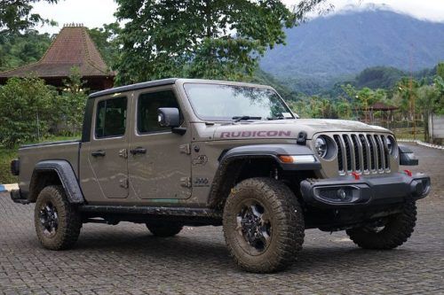 FIRST IMPRESSION: Jeep Wrangler Gladiator 2020 Menjelajah di Indonesia