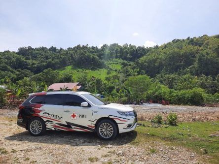 Mitsubishi Indonesia Sumbang 3 Unit Mobil Korban Bencana