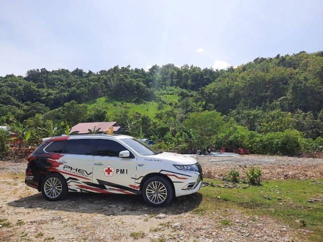 Mitsubishi Indonesia Sumbang 3 Unit Mobil Korban Bencana Mitsubishi