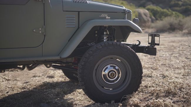 Restomod-Icon-Toyota-Land-Cruiser-4 Restomod-Icon-Toyota-Land-Cruiser-4