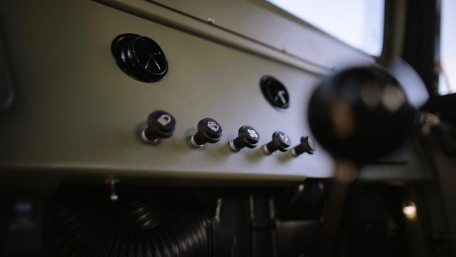 Restomod-Icon-Toyota-Land-Cruiser-10 Restomod-Icon-Toyota-Land-Cruiser-10