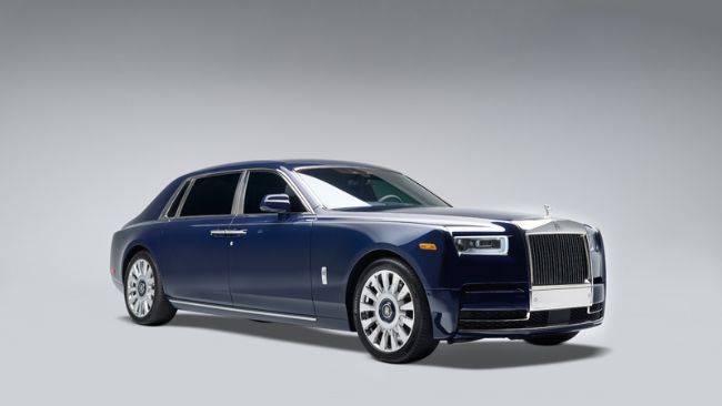 Begini Cerita Rolls-Royce Phantom Bespoke yang Spesial Karena Kursi Goyang Rolls-Royce Phantom Boa