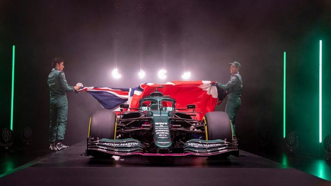 Ganti Baju Ini Tunggangan Baru Vettel Bersama Aston Martin F1 2021 Carvaganza Com