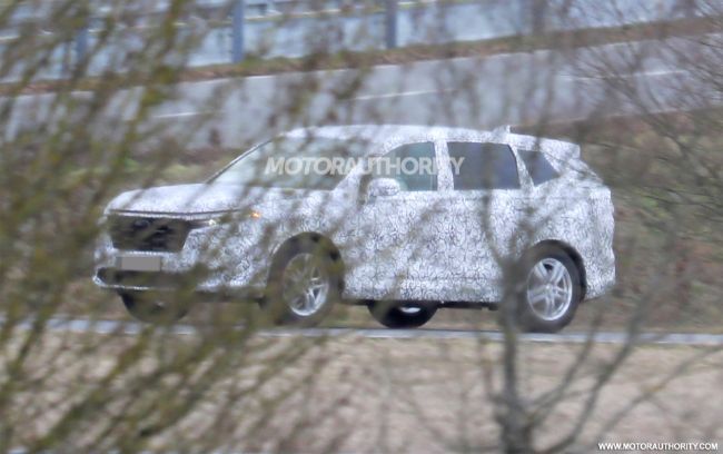 2021/03/2022-honda-cr-v-spy-shots-photo-credits-baldauf-sb-medien_100783267_h.jpeg