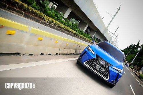 TEST DRIVE: Lexus UX 300e, Kamuflase Elektrik Bertampang 'Biasa' TEST DRIVE: Lexus UX 300e, Kamuflase Elektrik Bertampang 'Biasa'