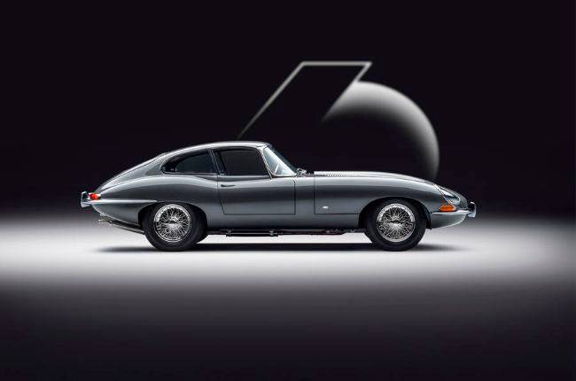 10 Desainer Mobil Terbaik Sepanjang Masa Jaguar E-Type Classic