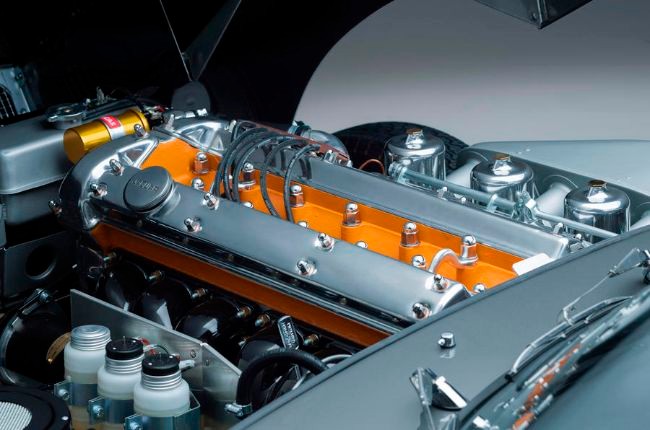 10_e-type_fhc_engine_02 10_e-type_fhc_engine_02