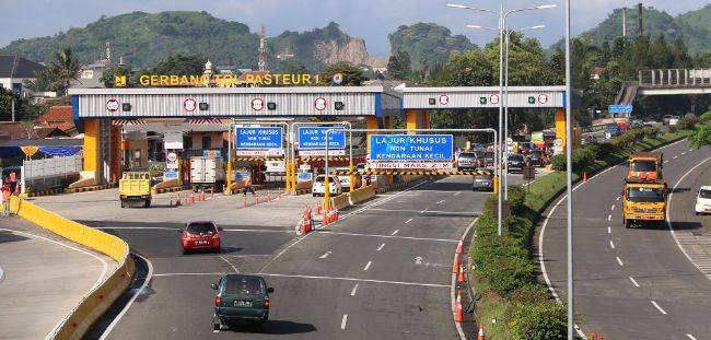 Nanti Bayar Tol di Indonesia Tak Lagi Tapping, Apa Kelebihannya? Pintu tol Pasteur, Bandung
