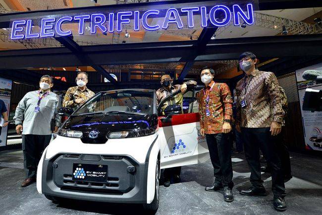 Inilah Ulasan 3 Mobil Listrik Baru yang Meluncur di IIMS Hybrid 2021 IIMS 2021