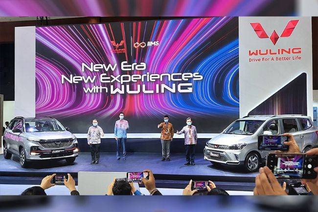 Ikut IIMS Hybrid 2021, Wuling Subsidi Harga Almaz dan Cortez Series Wuling IIMS Hybrid 2021