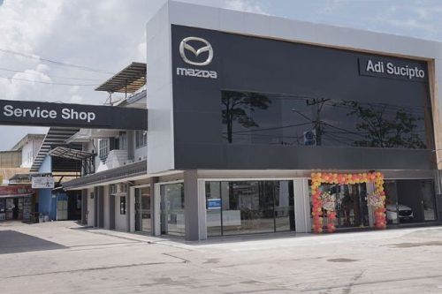Mazda Resmikan Dealer Terbaru di Pontianak, Gunakan Desain Terkini