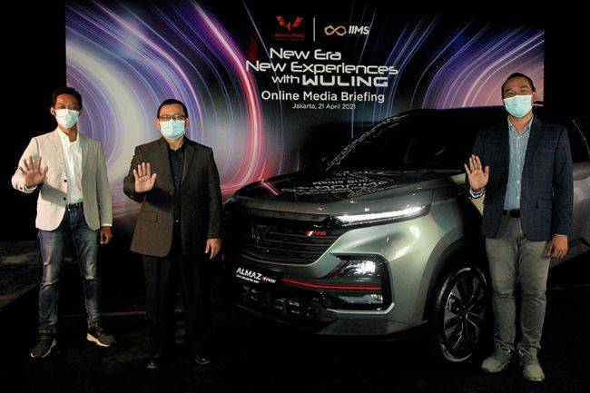 Almaz RS Gunakan WISE, Wuling: Mendukung Pengemudi, Bukan Berarti Bisa Jalan Sendiri Wuling Almaz RS