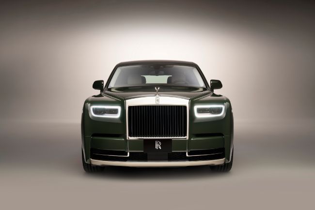 2021/04/Rolls-Royce-Phantom-Oribe-in-collaboration-with-Hermès-front_LoRes.jpg