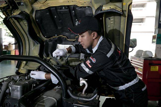 Layanan Purnajual Mitsubishi Fuso Selama Ramadhan, Ada Gratis Ongkos Kerja dan Diskon Mitsubishi Fuso bengkel
