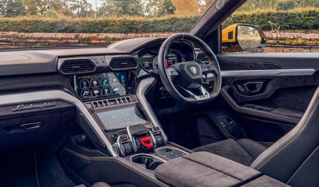 9 Kelebihan Tersembunyi Lamborghini Urus yang Jarang Diketahui Orang Lamborghini urus