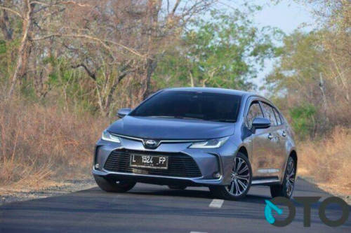 TEST DRIVE: Toyota Corolla Altis Hybrid di Banyuwangi TEST DRIVE: Toyota Corolla Altis Hybrid di Banyuwangi
