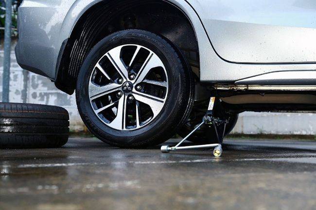 Mitsubishi Perpanjang Periode Tire Campaign, Beli Ban Diskon 30 Persen Mitsubishi Ban