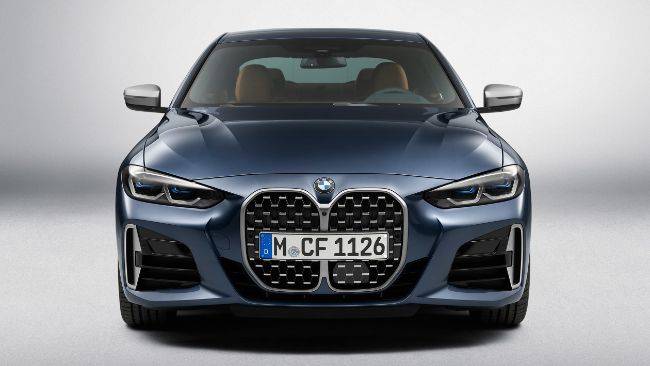 BMW Seri-4 'Si Mulut Besar' Meluncur di Indonesia Pekan Depan BMW 4-Series