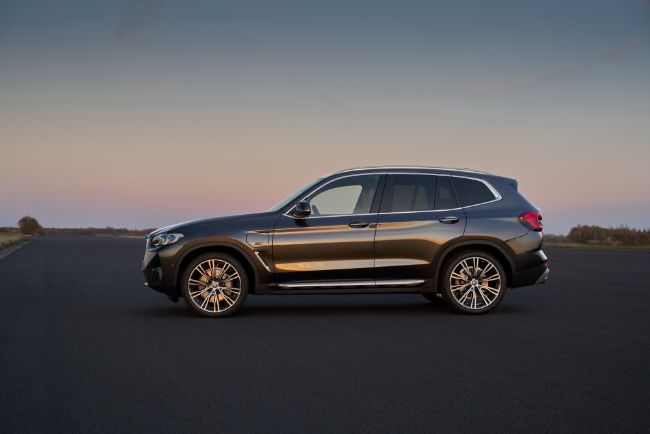 2021/06/BMW-X3-Facelift-2021-4.jpg