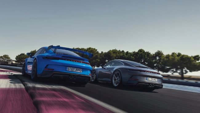 2022-Porsche-911-GT3-Touring-2 2022-Porsche-911-GT3-Touring-2