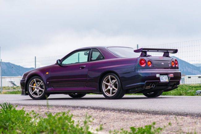 Nissan Skyline GT-R R34 In Rare Midnight Purple II Color