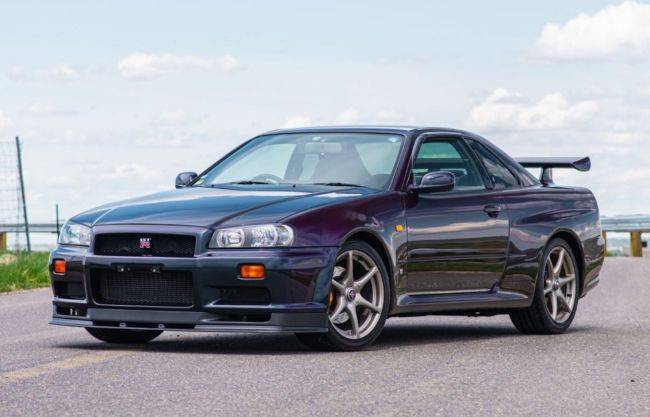 Nissan skyline r34 фото