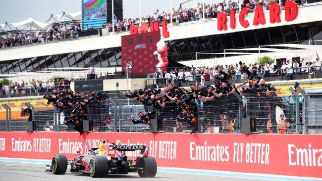 F1: Verstappen Menangkan Adu Strategi Red Bull Vs Mercedes di GP Perancis 2021 Verstappen Red Bull
