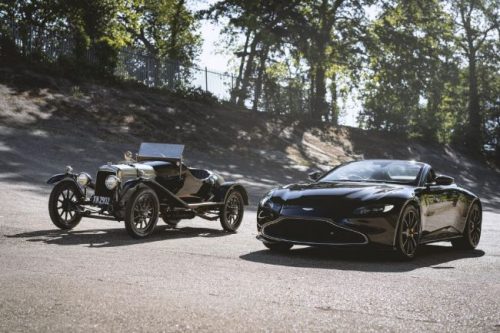 Aston Martin Vantage Roadster A3 Rayakan 100 Tahun Kelahiran Model Pertama