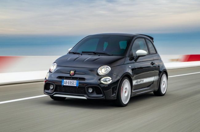 2021/07/Abarth-695-Esseesse-2021-1.jpg