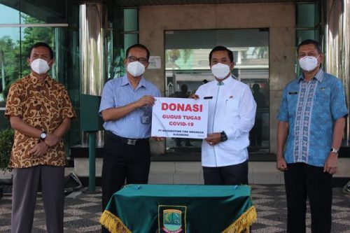 Bridgestone Salurkan Donasi untuk Gugus Tugas COVID-19 Bekasi dan Karawang